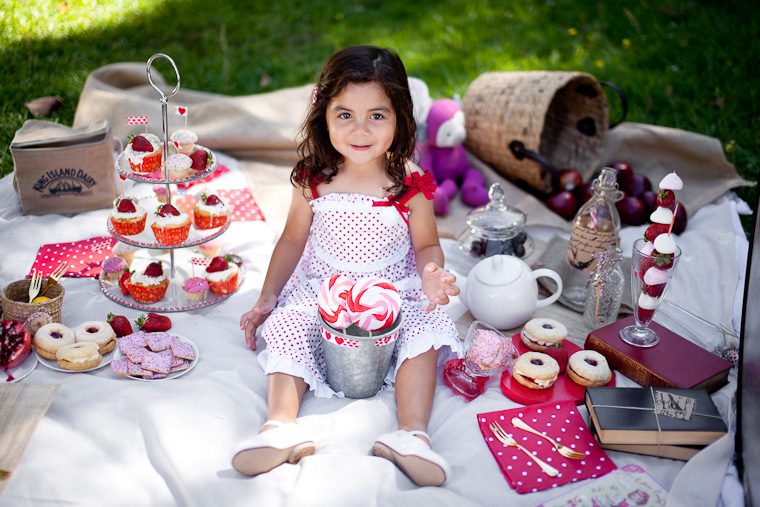 Girls family shoot, styled with red and white picnic theme