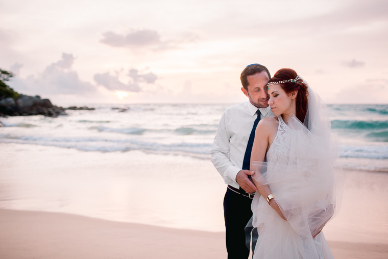 Gabrielle & Gareth's Thailand Beach Wedding