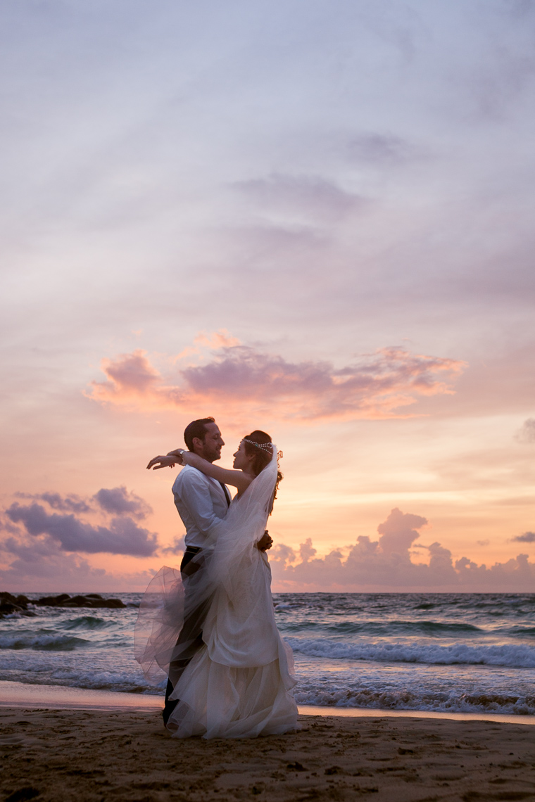 Gabrielle & Gareth's Thailand Beach Wedding