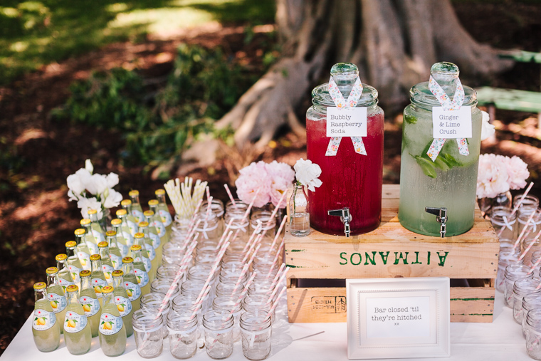 Stephanie & Simon's Pretty Pastel Wedding