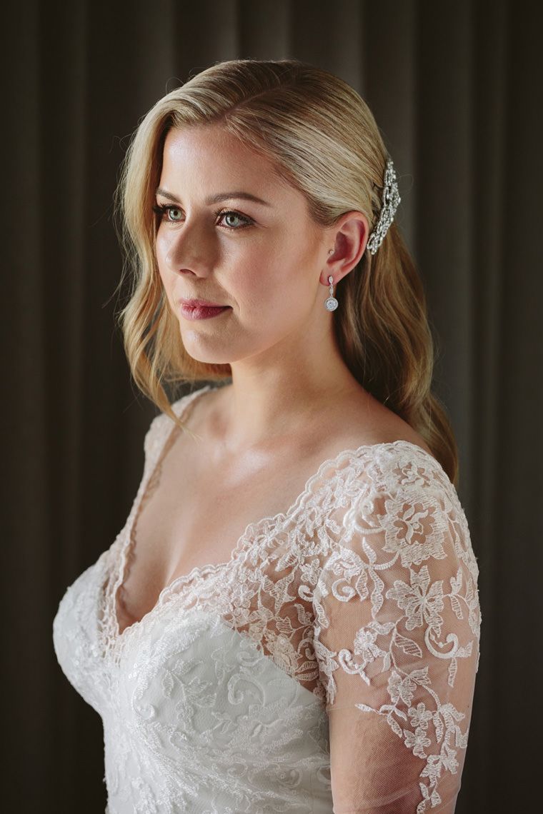 Bride Whitney preparing at May Gibbs Cottage, Bendooley Estate