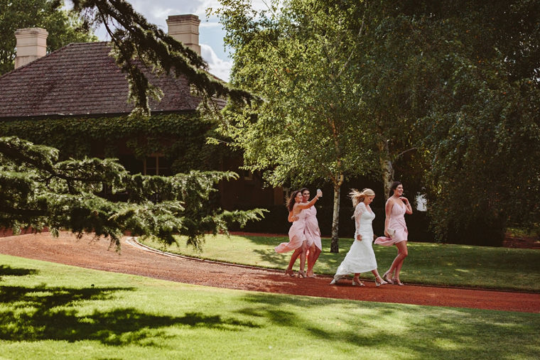 Elegant wedding portrait of the bride and groom at Bendooley Estate gardens