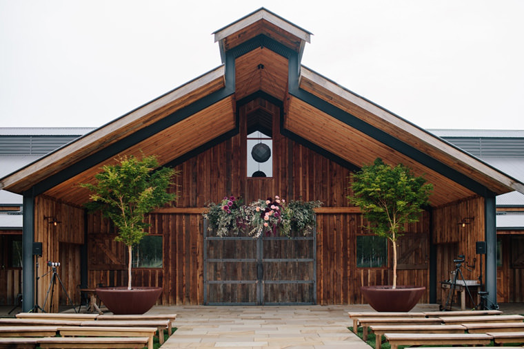 The Stables at Bendooley Estate, wedding photos in the Southern Highlands