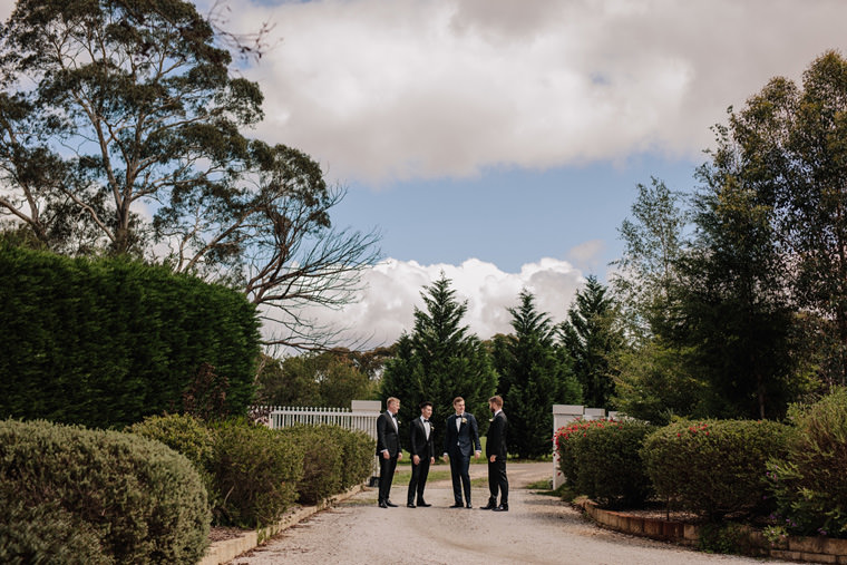 The Stables at Bendooley Estate, wedding photos in the Southern Highlands