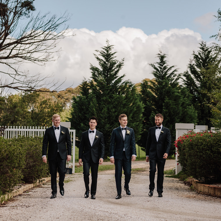 The Stables at Bendooley Estate, wedding photos in the Southern Highlands