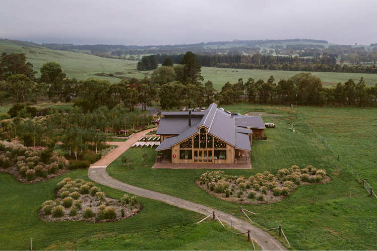 The Stables at Bendooley Estate, wedding photos in the Southern Highlands