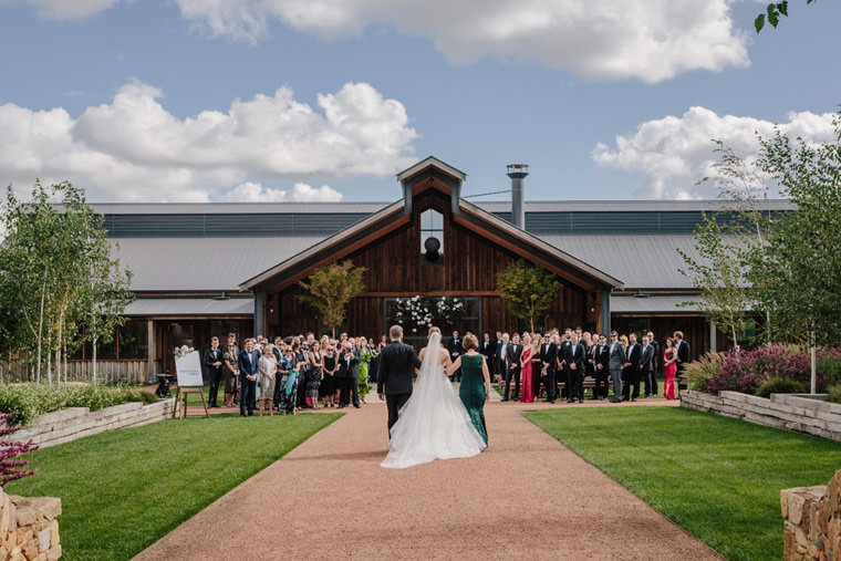 The Stables at Bendooley Estate, wedding photos in the Southern Highlands