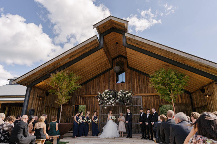 Outdoor wedding ceremony at The Stables at Bendooley Estate, wedding photos in the Southern Highlands