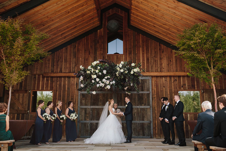 The Stables at Bendooley Estate, wedding photos in the Southern Highlands