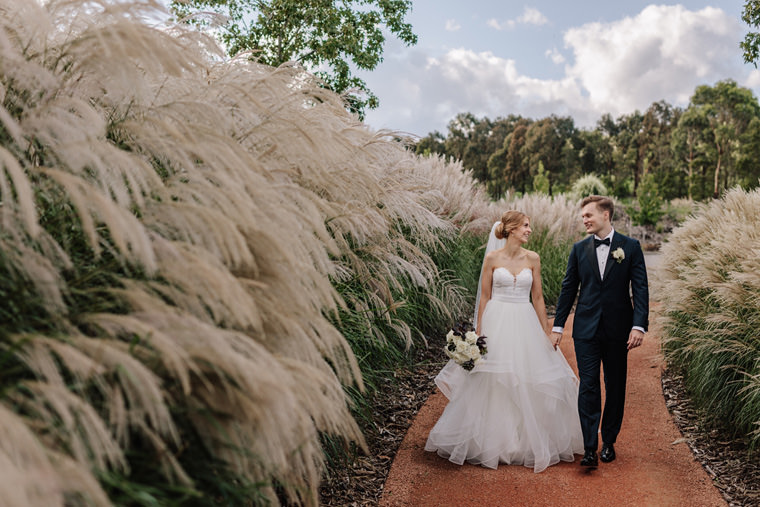 The Stables at Bendooley Estate, wedding photos in the Southern Highlands