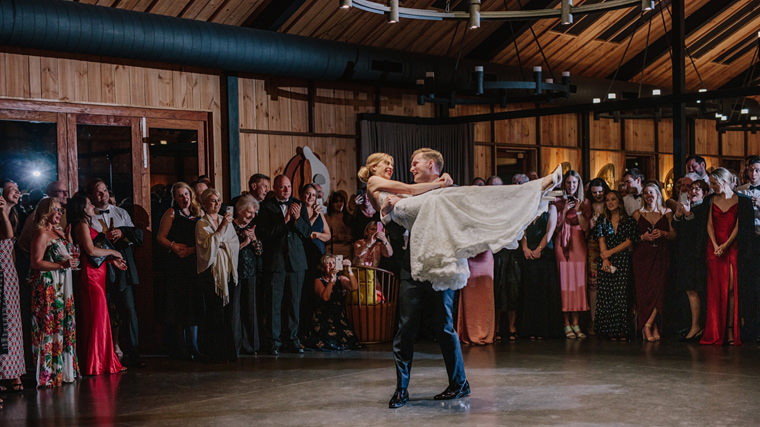 The Stables at Bendooley Estate, wedding photos in the Southern Highlands