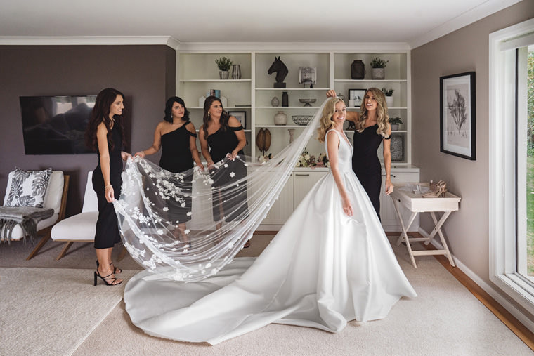 Rainy but beautiful wedding day at Bendooley Estate, captured by Hilary Cam Photography