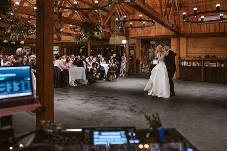 Reception at the Book Barn, Bendooley Estate, elegantly captured by Hilary Cam Photography.